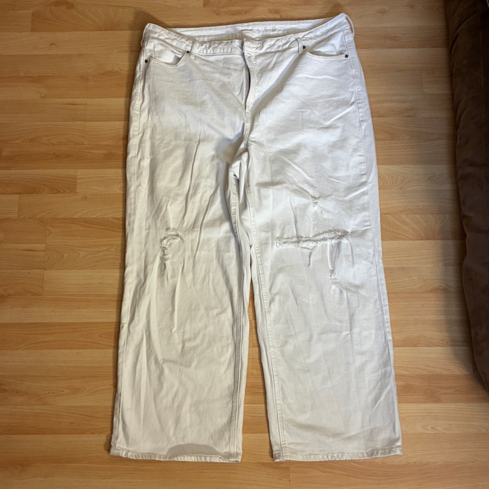 Old Navy White Distressed Extra High-Rise Wide-Leg Jeans Size 22